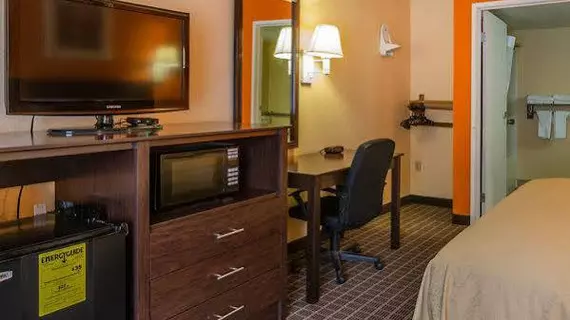 Quality Inn Greer | Güney Karolayna - Greenville - Spartanburg (ve civarı) - Greer