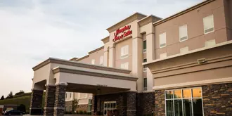 Hampton Inn & Suites Minot