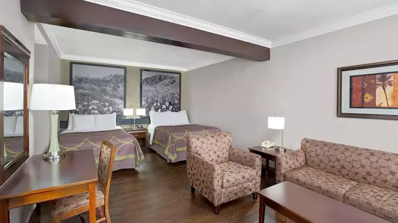 Super 8 by Wyndham Los Angeles Culver City Area | Kaliforniya - Los Angeles County - Los Angeles