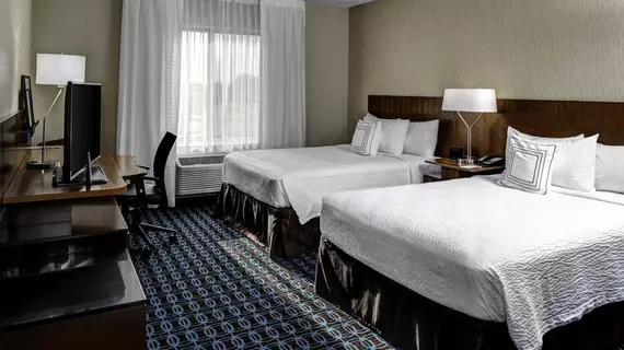 Fairfield Inn and Suites Lansing at Eastwood | Michigan - Lansing (ve civarı) - Lansing