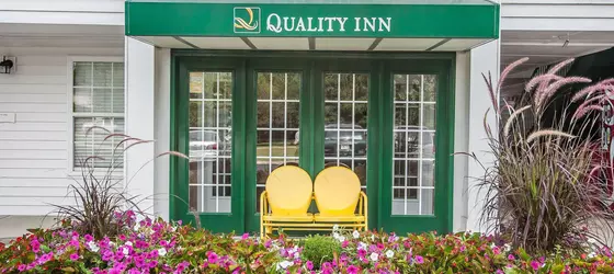 Quality Inn Gallatin | Tennessee - Nashville-Davidson - Nashville (ve civarı) - Gallatin