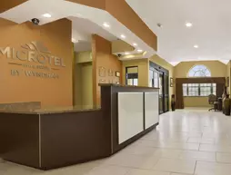 Microtel Inn & Suites by Wyndham Buda | Teksas - Austin (ve civarı) - Buda