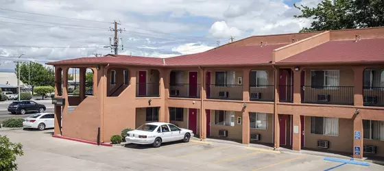 Econo Lodge Midtown Albuquerque | New Mexico - Albuquerque (ve civarı) - Albuquerque - Albuquerque Merkezi