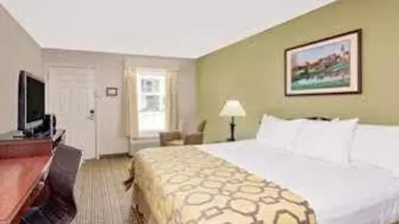 Baymont Inn & Suites - Cleveland | Tennessee - Chattanooga (ve civarı) - Cleveland