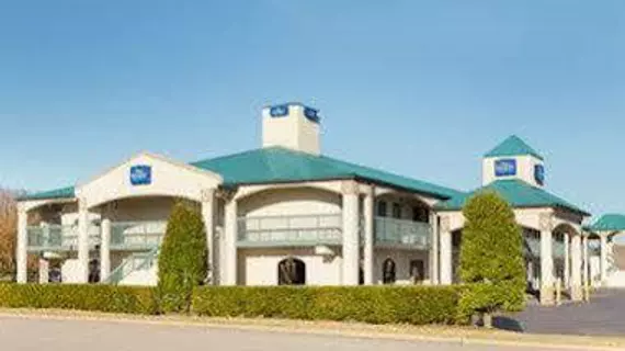 Baymont Inn and Suites Gallatin | Tennessee - Nashville-Davidson - Nashville (ve civarı) - Gallatin