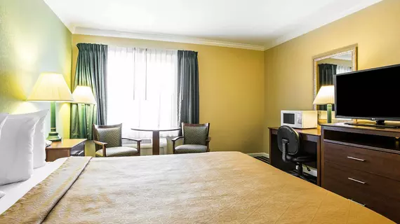 Quality Inn Santa Barbara | Kaliforniya - Santa Barbara (ve civarı) - Santa Barbara