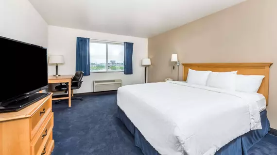 Baymont Inn & Suites Indianapolis Northeast | Indiana - Indianapolis (ve civarı) - Indianapolis