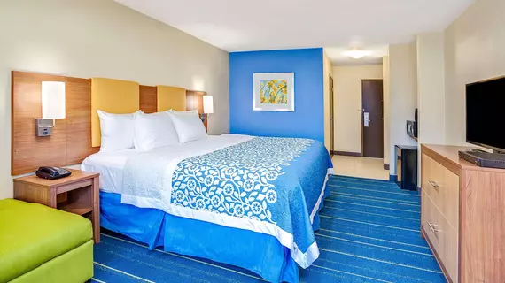 Days Inn North Dallas/Farmers Branch | Teksas - Dallas (ve civarı) - Farmers Branch