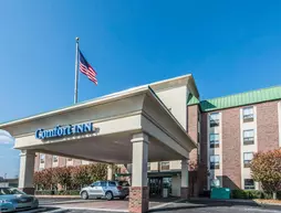 Comfort Inn Aikens Center | Batı Virginia - Martinsburg (ve civarı) - Martinsburg