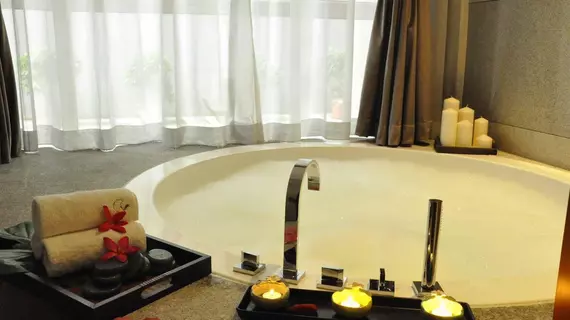 Royal Tulip Luxury Hotel Carat - Guangzhou | Guangdong - Guangzhou (ve civarı) - Guangzhou