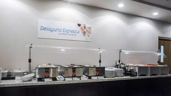 Holiday Inn Express & Suites Chihuahua Juventud | Chihuahua - Chihuahua