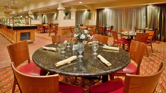 Holiday Inn and Suites Springfield I44 | Missouri - Springfield (ve civarı) - Springfield