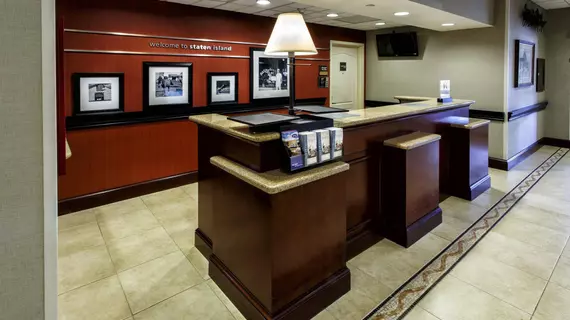 Hampton Inn & Suites Staten Island | New York - New York (ve civarı) - Staten Island - Bloomfield