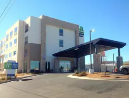 Holiday Inn Express & Suites Tahlequah | Oklahoma - Muskogee (ve civarı) - Tahlequah