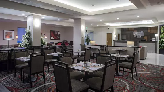 Holiday Inn Express & Suites Chihuahua Juventud | Chihuahua - Chihuahua