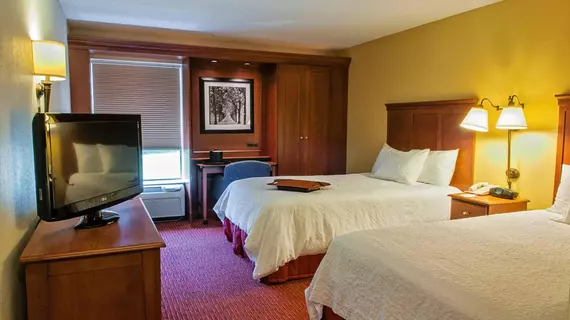 Hampton Inn Louisville Airport Fair/Expo Center | Kentucky - Louisville (ve civarı) - Louisville