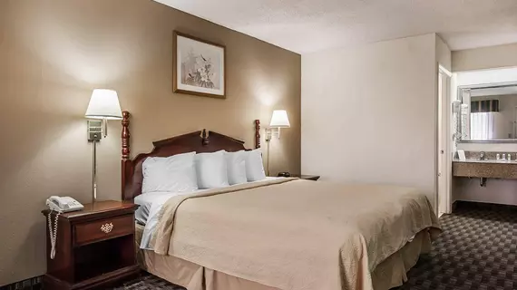 Quality Inn Lebanon | Tennessee - Nashville-Davidson - Nashville (ve civarı) - Lebanon