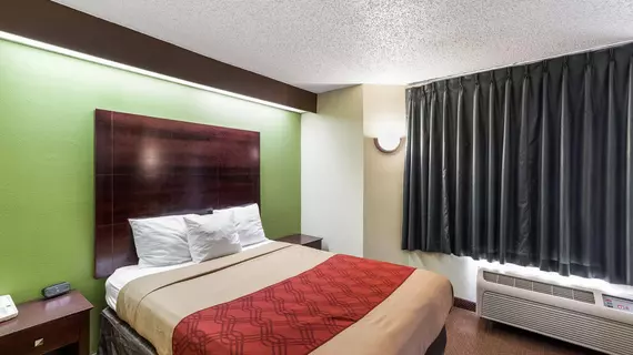 Econo Lodge Inn & Suites Richardson | Teksas - Dallas (ve civarı) - Richardson