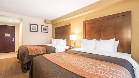 COMFORT INN BRATTLEBORO | Vermont - Windham County - Brattleboro