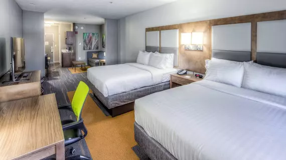 Holiday Inn Express & Suites Cleveland West - Westlake | Ohio - Cleveland (ve civarı) - Westlake