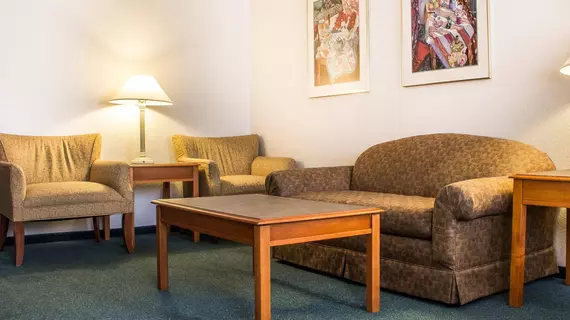 Quality Inn Tulsa | Oklahoma - Tulsa (ve civarı) - Tulsa - South Tulsa