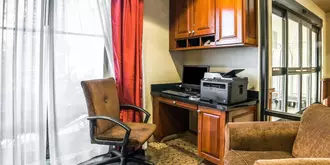 Comfort Inn and Suites Henderson