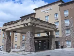 Best Western Plus Service Inn & Suites | Alberta - Lethbridge (ve civarı) - Lethbridge