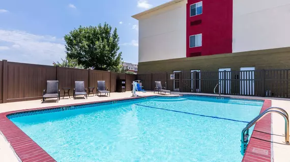 Hawthorn Suites by Wyndham DFW Airport North | Teksas - Dallas (ve civarı) - Irving