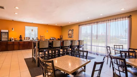 Best Western Executive Inn Round Rock | Teksas - Austin (ve civarı) - Round Rock