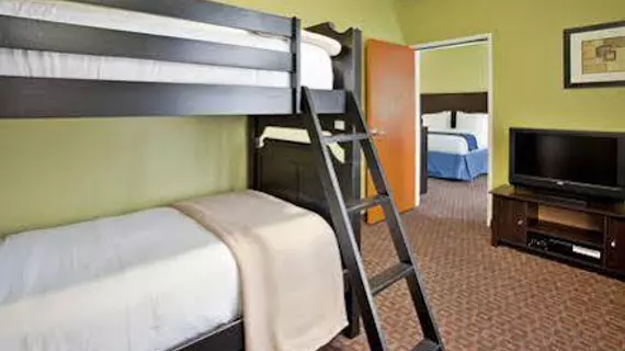 Holiday Inn Express and Suites Pryor | Oklahoma - Pryor (ve civarı) - Pryor