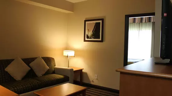 Best Western PLUS King George Inn & Suites | Britanya Kolombiyası - Vancouver (ve civarı) - Surrey