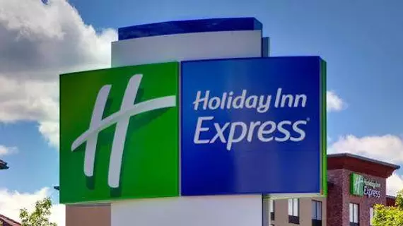 HOLIDAY INN EXPRESS & SUITES SALISBURY | Kuzey Karolayna - Lexington - Salisbury (ve civarı) - Salisbury