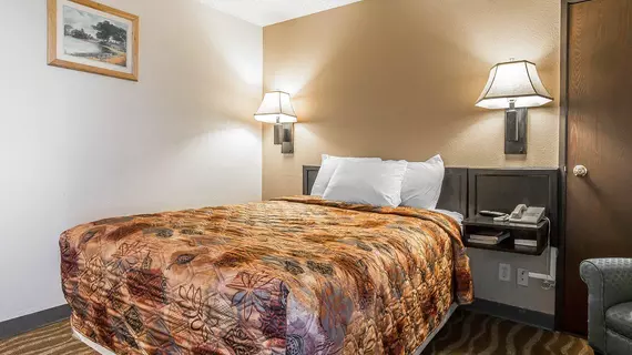 Rodeway Inn Cheyenne East | Wyoming - Cheyenne (ve civarı) - Cheyenne