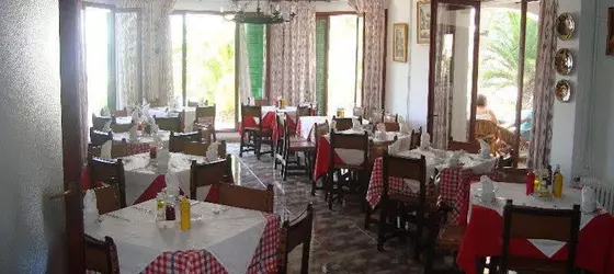 Hostal Oasis Dor | Balearic Adaları - Mayorka Adası - Campos - Migjorn