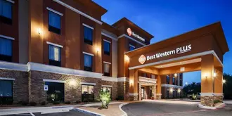 Best Western Plus Elmendorf Hotel