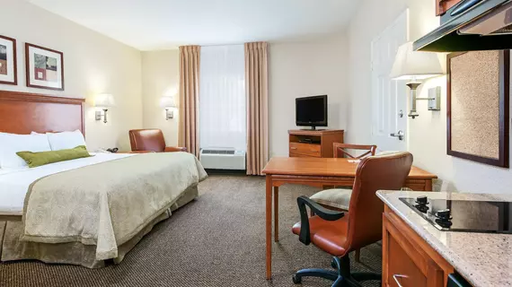 Candlewood Suites Houston NW - Willowbrook | Teksas - Houston (ve civarı) - Houston - FM 1960 Otoyolu