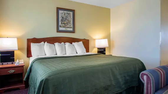 Quality Inn Mineral Point | Wisconsin - Dodgeville (ve civarı) - Mineral Point