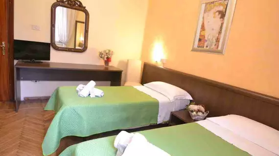 Hotel Capri | Lazio - Roma (ve civarı) - Roma Kent Merkezi - Rione XVIII Castro Pretorio