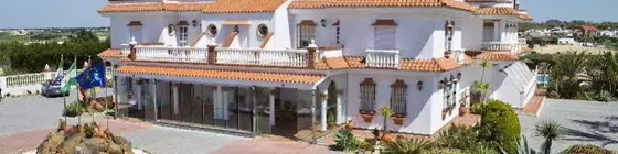 Hotel Diufain | Andalucia - Cadiz (vilayet) - La Janda - Conil de la Frontera