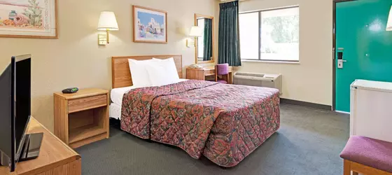 Days Inn Espanola | New Mexico - Santa Fe (ve civarı) - Espanola