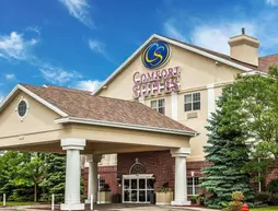 Comfort Suites Milwaukee Airport | Wisconsin - Milwaukee (ve civarı) - Oak Creek