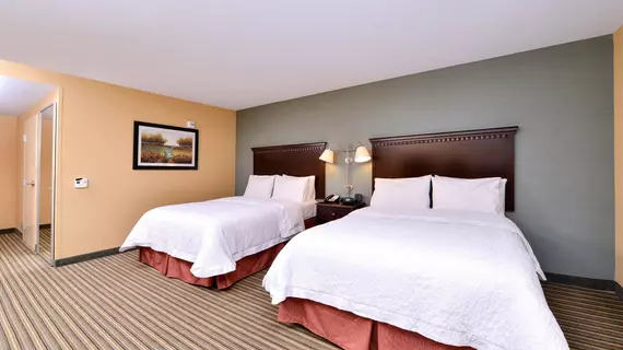 Hampton Inn & Suites Mt. Vernon / Belvoir - Alexandria South Area | Virginia - İskenderiye - Mount Vernon