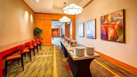 Embassy Suites Houston-Energy Corridor | Teksas - Houston (ve civarı) - Houston - Hunters Creek Village - Memorial