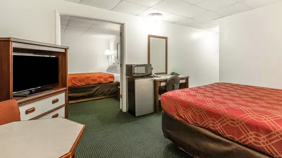 Econo Lodge | Oregon - Oregon Coast - Newport