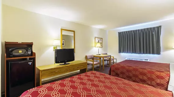 Econo Lodge Ortonville | Minnesota - Montevideo (ve civarı) - Ortonville