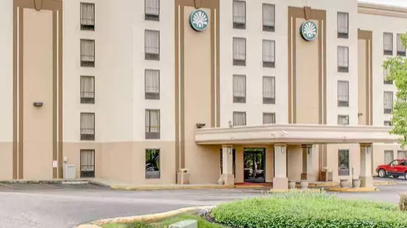 Alexis Inn and Suites Hotel | Tennessee - Nashville-Davidson - Nashville (ve civarı) - Nashville