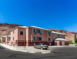 Quality Inn Moab Slickrock Area | Utah - Moab (ve çevresi) - Moab