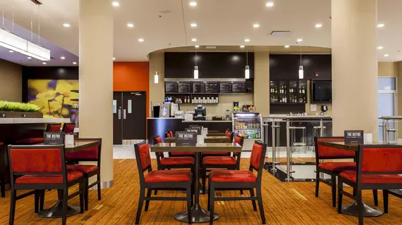 Courtyard by Marriott Montreal West Island/Baie DUrfe | Quebec - Montreal (ve civarı) - Baie-D'Urfe