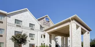 Comfort Suites I-35 North