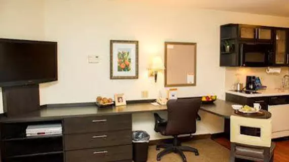 Candlewood Suites Houston Near The Galleria | Teksas - Houston (ve civarı) - Houston